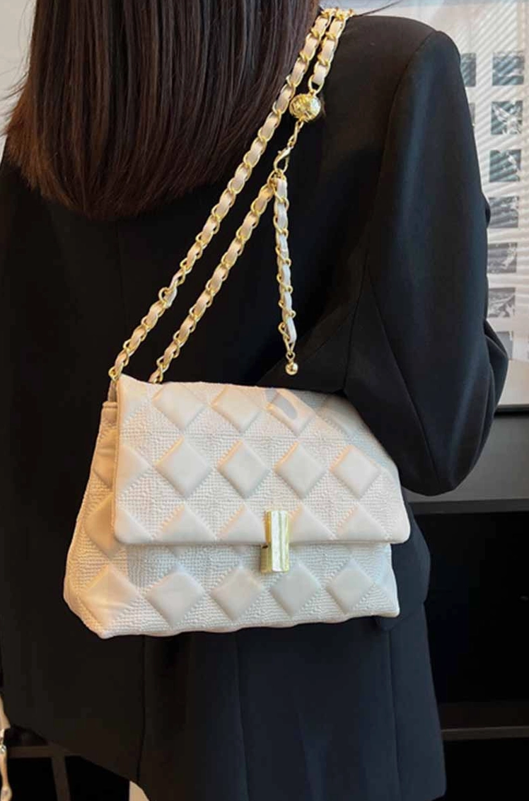 White Rhombic Textured bag
